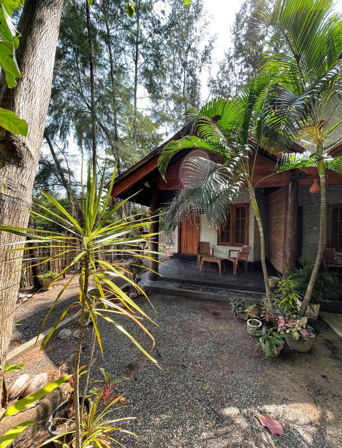 New Roy Guest House Kalkudah  Exterior foto