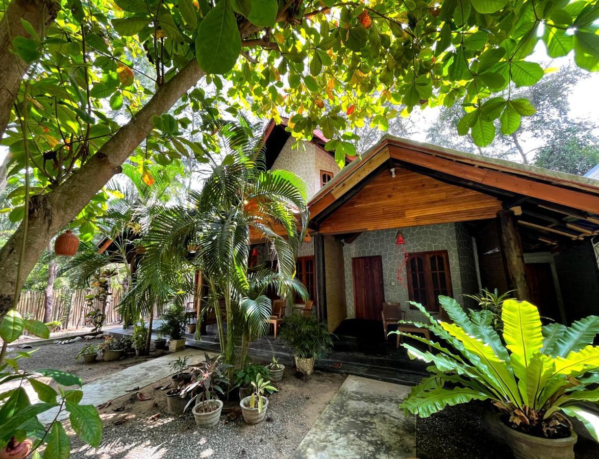 New Roy Guest House Kalkudah  Exterior foto