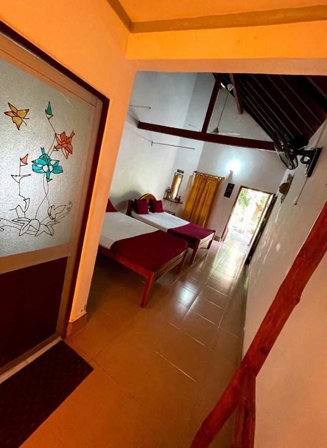 New Roy Guest House Kalkudah  Exterior foto