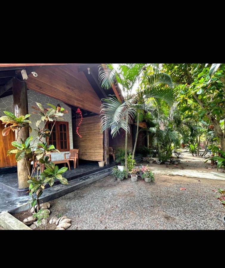 New Roy Guest House Kalkudah  Exterior foto